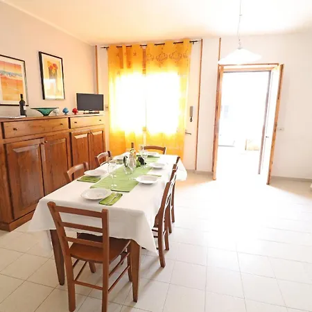Casa Rita A Daire Otranto